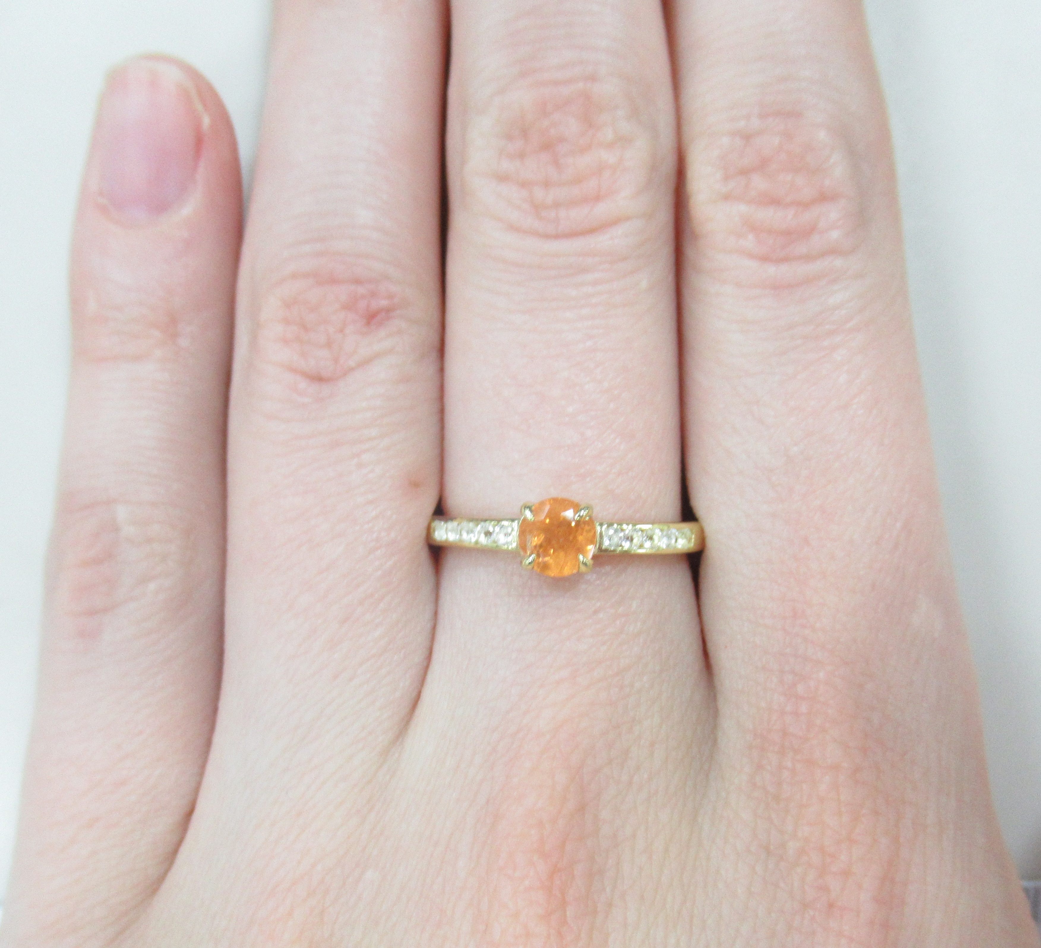 Серебряное кольцо с вульфенитом